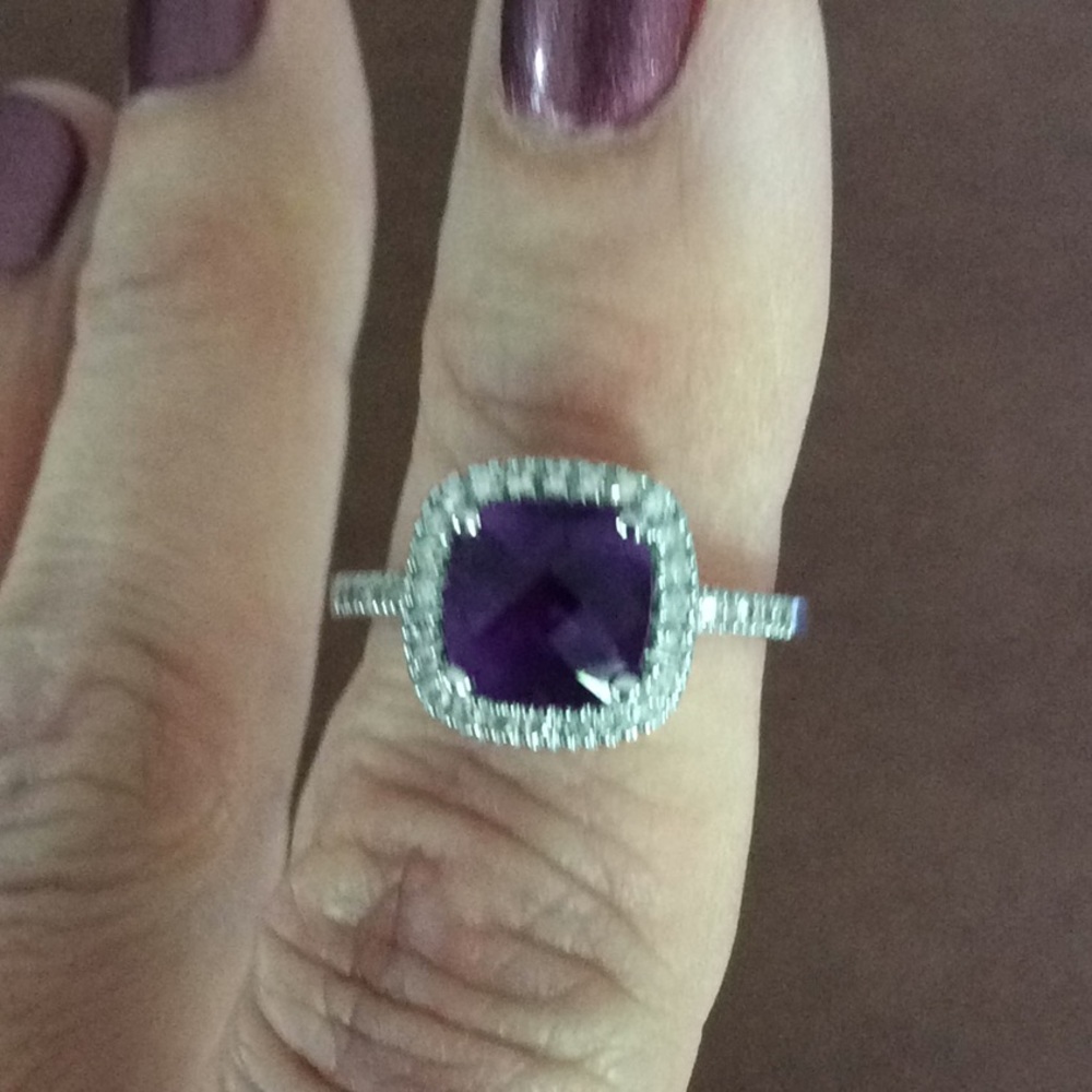 10k White Gold Cushion Cut Amethyst Ring Size 7 - Picture 4 of 5